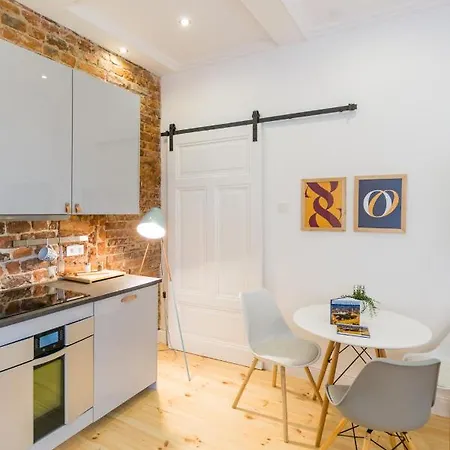 Rynek Stare 4a - Klima Netflix * Vratislav